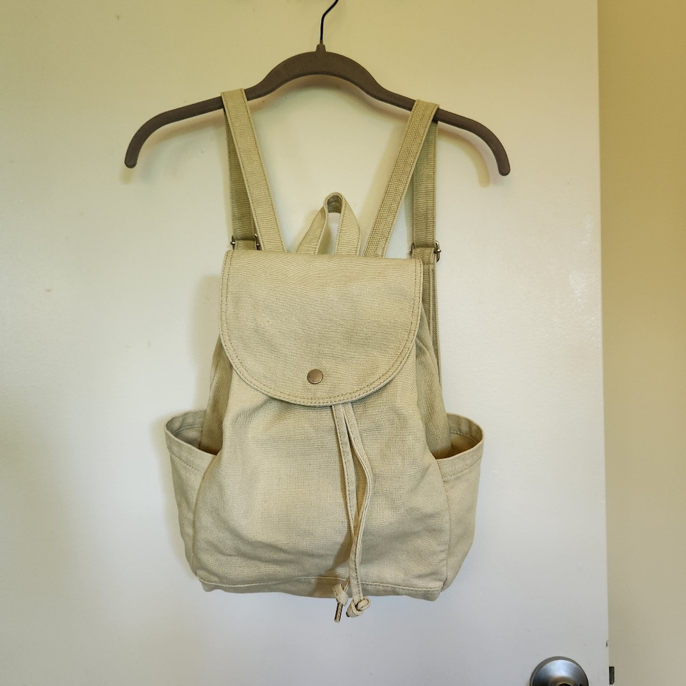 Baggu canvas backpack matcha green
